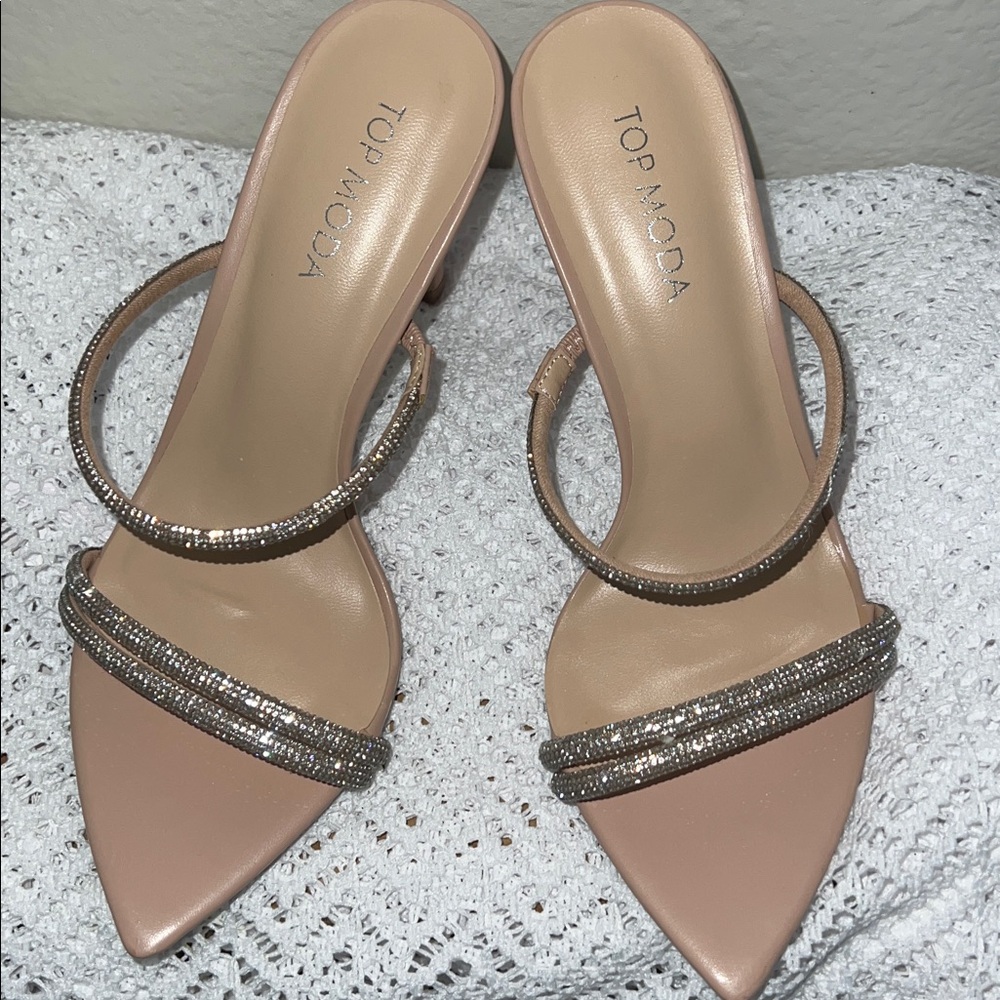 NWT TOP Moda Nude Rhinestone Heels - Picture 8 of 8